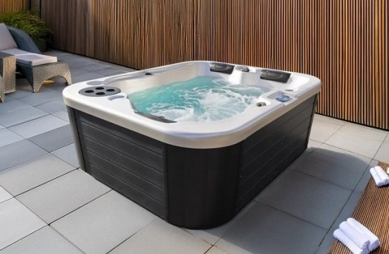 Csmexclusiv spa vlieland whirlpool 583f5e580cd