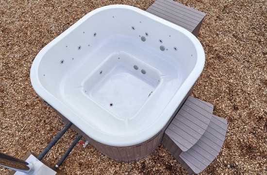 Csmhottubroyalquadrowpa02834ab559672bf